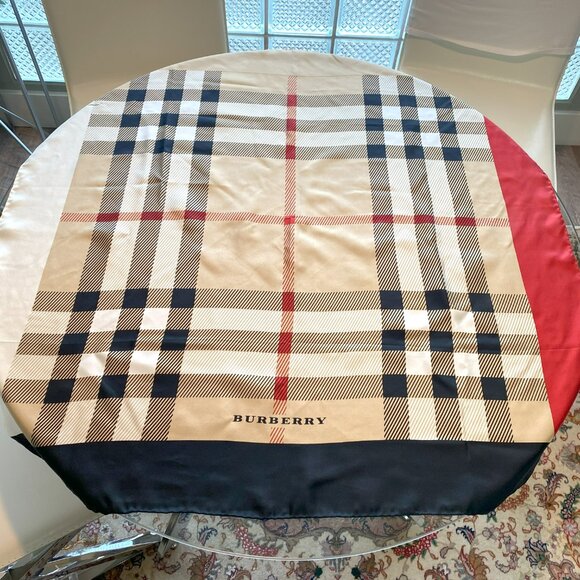 Burberry London Classic Check 100% Silk Square Scarf 34”x34” - Picture 1 of 5